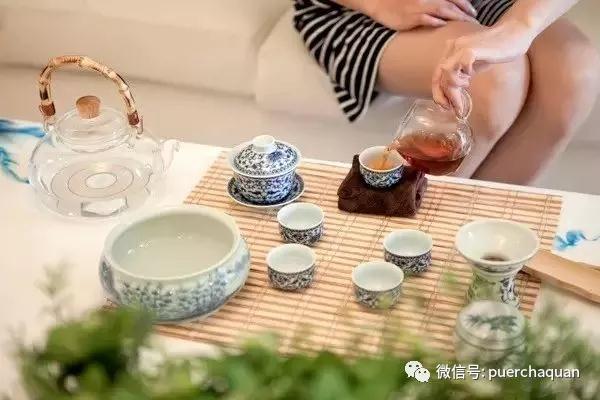 AV动漫推荐四虎精品寂寞少妇在线观看，带你探索二次元的无限魅力与深度